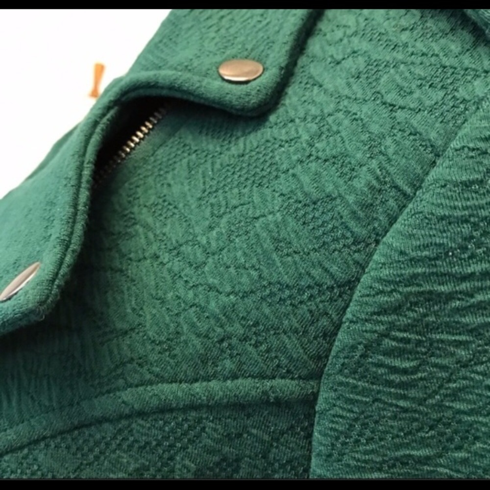 🌹SOLD🌹TORRID 1Forest Green Brocade Knit Jacket - Picture 3 of 6